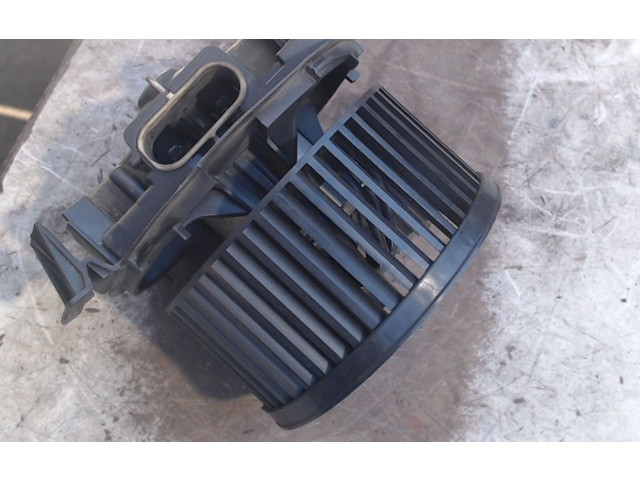 Вентилятор печки       Renault Twingo II