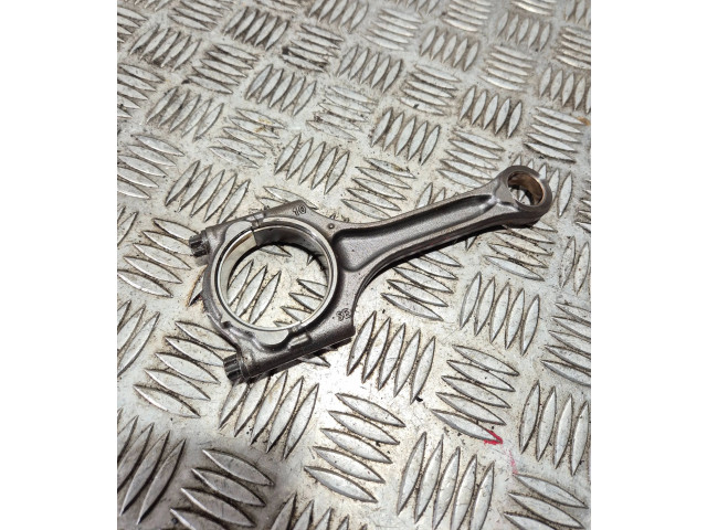 Шатун  B4204T52, 31401957    Volvo XC60  