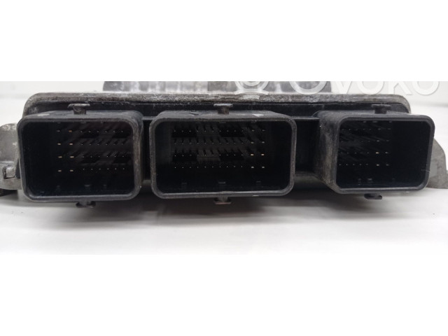 Блок управления двигателем Блок управления 5WS401140E Ford Fusion