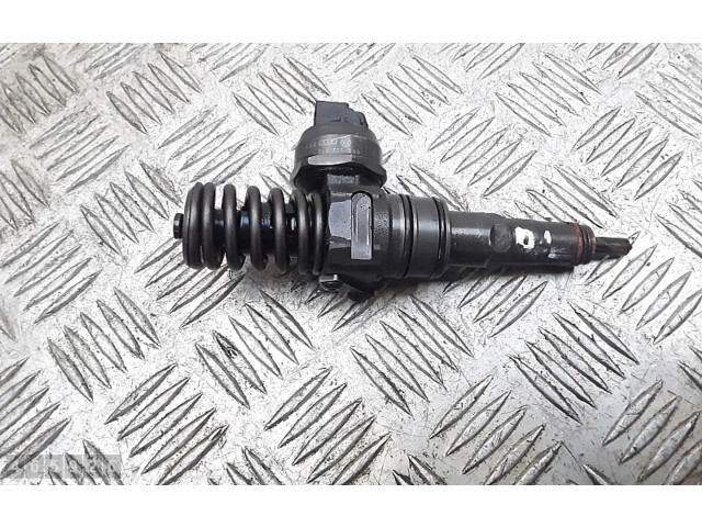 Форсунка 045130073t    Volkswagen Bora   