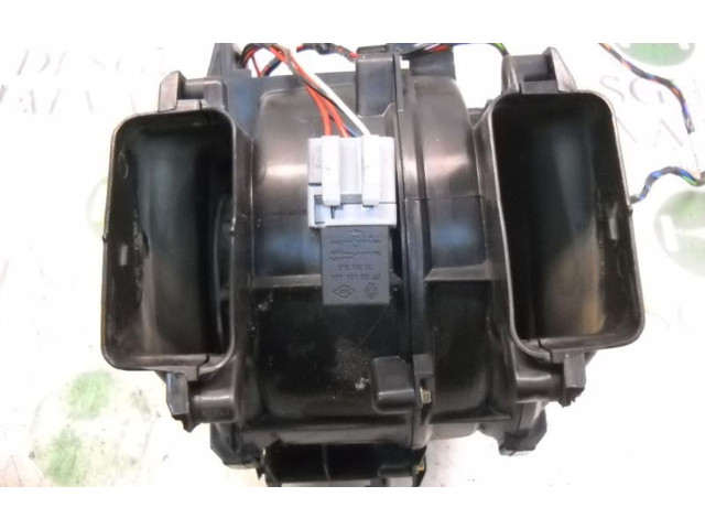 Вентилятор печки    7701048753, 8200010556   Renault Vel Satis
