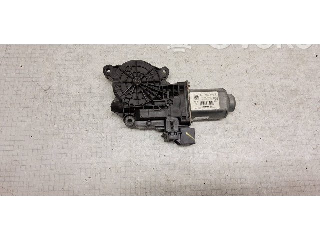 Vstřikovač 6Q1959802, 440881D0   Volkswagen Transporter - Caravelle T5     