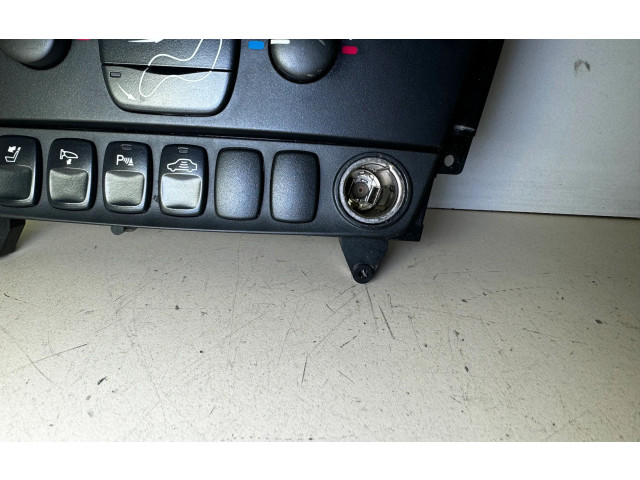 Блок управления климат-контролем 8697140, 04W24E Volvo V70