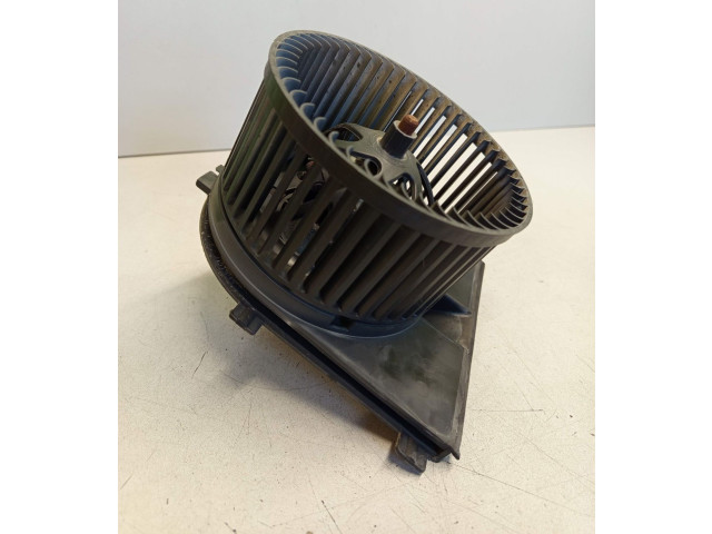 Вентилятор печки    1J1819021A   Audi A3 S3 8L