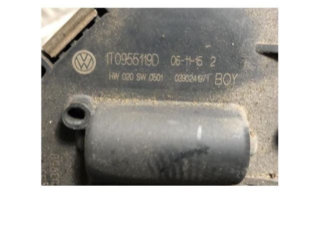 Моторчик дворников Volkswagen Touran I