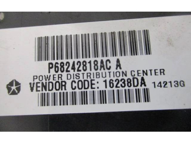 Блок предохранителей P68242818AC Jeep Grand Cherokee