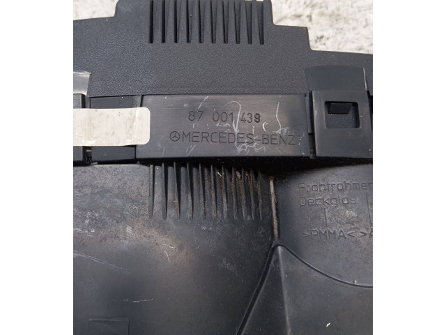 Přístrojová deska Mercedes-Benz C W203 2004 87001439