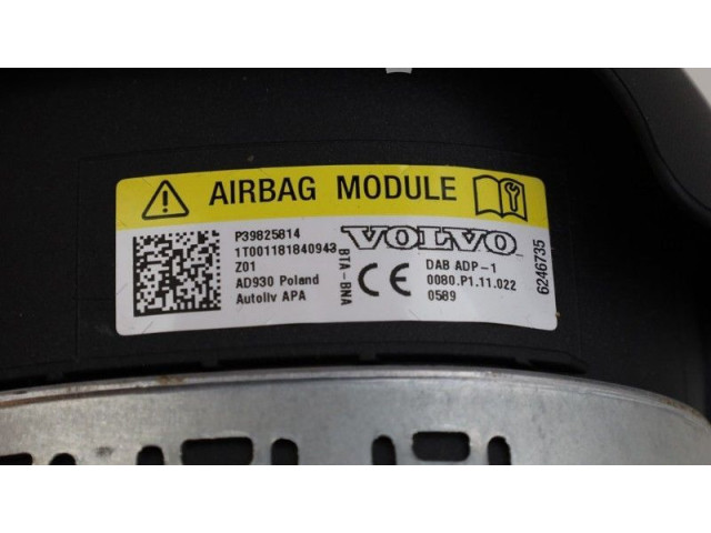 Подушка безопасности водителя 39825814, P39825814 Volvo V60