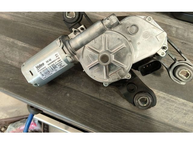 Моторчик заднего дворника 5G0955711A    Volkswagen PASSAT B8