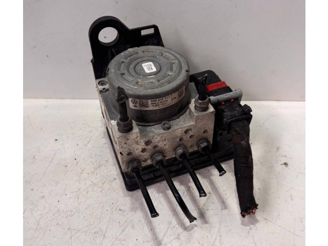 Блок АБС 5Q0614517T, 10022003734 Volkswagen Golf VII 2013 - 2019 года