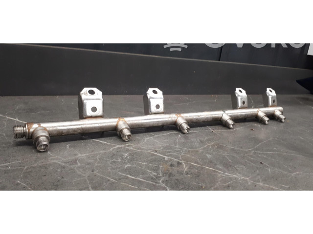 Vstřikovací lišta 7575480   BMW 3 F30 F35 F31     