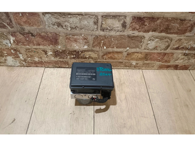 Блок управления АБС    KIA Stonic