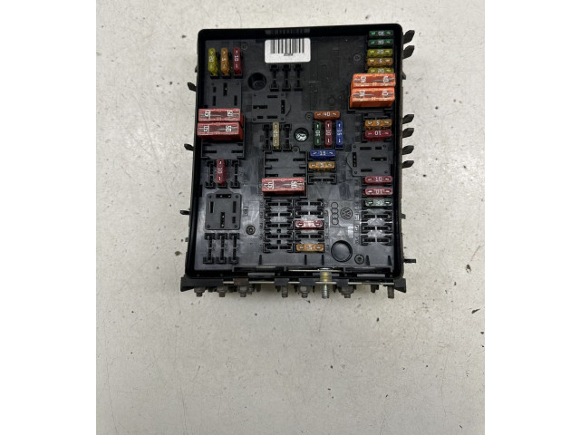 Блок предохранителей 1K0937124H, 1K0937124H   Audi A3 S3 8P    