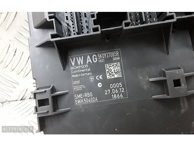 Řídící jednotka 5k0937085r   Volkswagen Caddy 2013