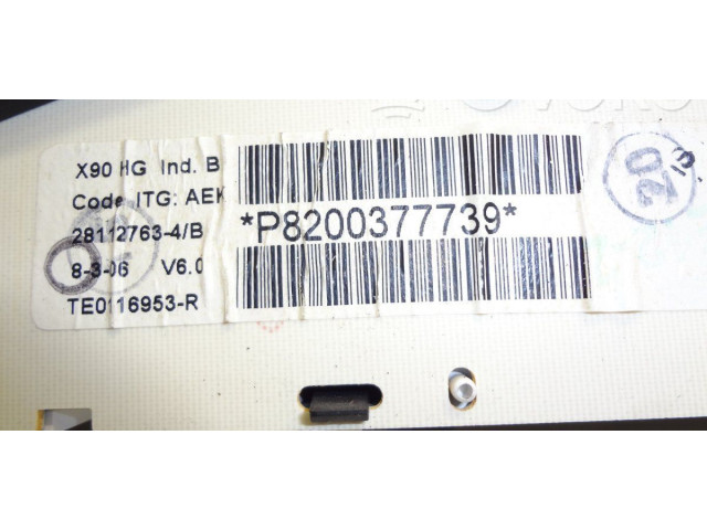 Панель приборов P8200377739 Dacia Logan I