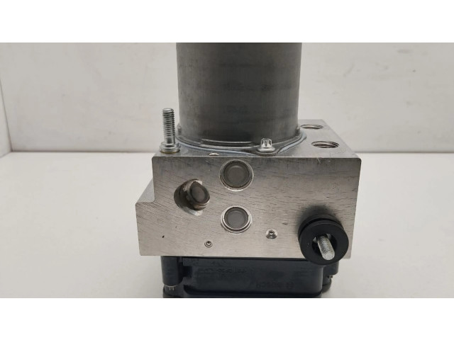 Блок управления АБС 68352786AA   Chrysler Pacifica