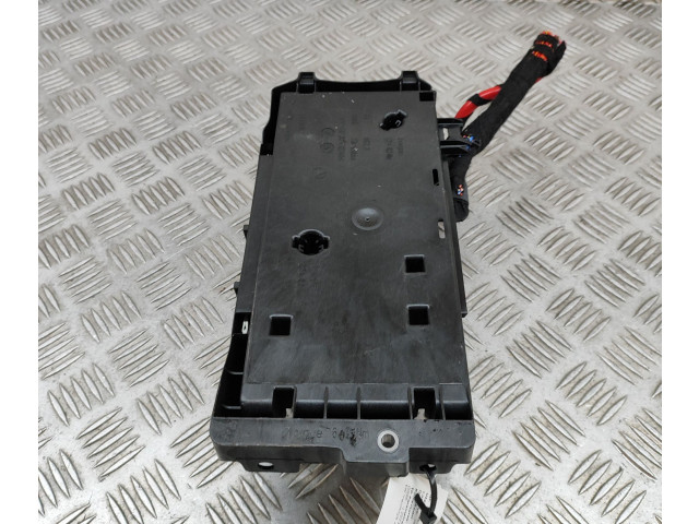 Pojistková skříňka A1675454000 Mercedes-Benz EQC 2023