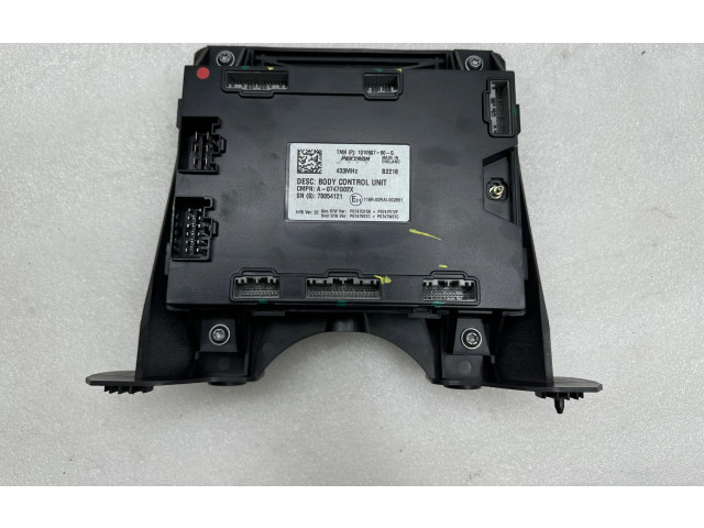 Блок комфорта 101090700G, 70054121 Tesla Model S