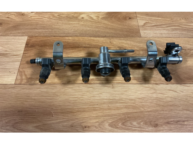 Топливная рампа 04891337AB Mini One - Cooper R50 - 53 для двигателя W10