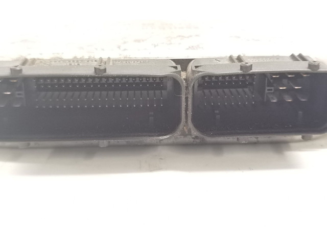 Блок управления двигателя 038906012FB, 0281010651 Volkswagen Golf SportWagen