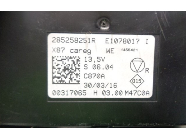 Блок управления климат-контролем 285258251R, E1078017I Renault Captur