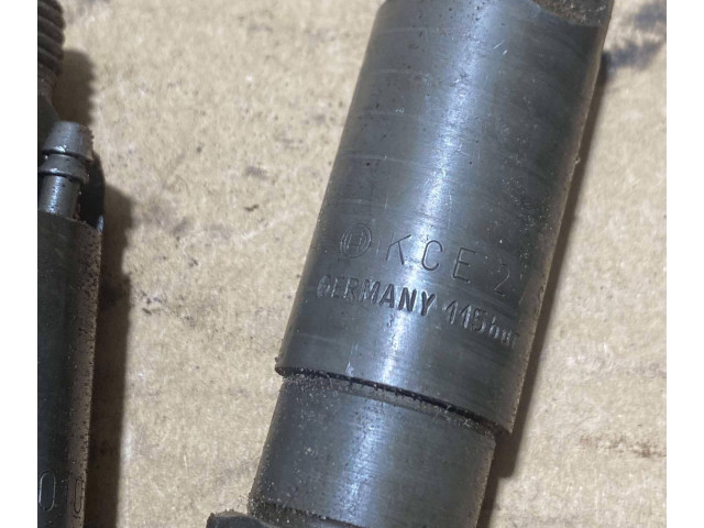 Форсунка 0000100551    Mercedes-Benz E W124  OM605 