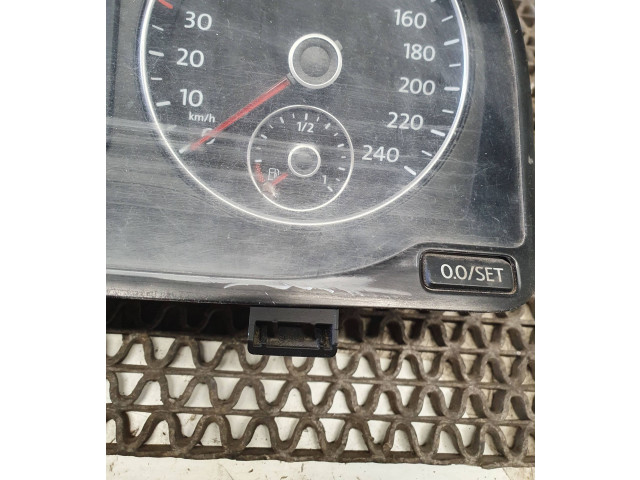 Панель приборов 1T0920871D, 1119012212   Volkswagen Touran II       