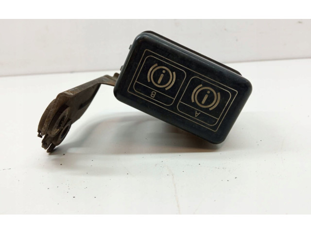 Pojistková skříňka 056800-2920 Mitsubishi Pajero 2003