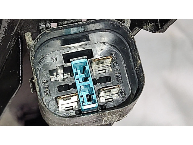 Вентилятор радиатора     6904768    BMW 3 E46 2.0