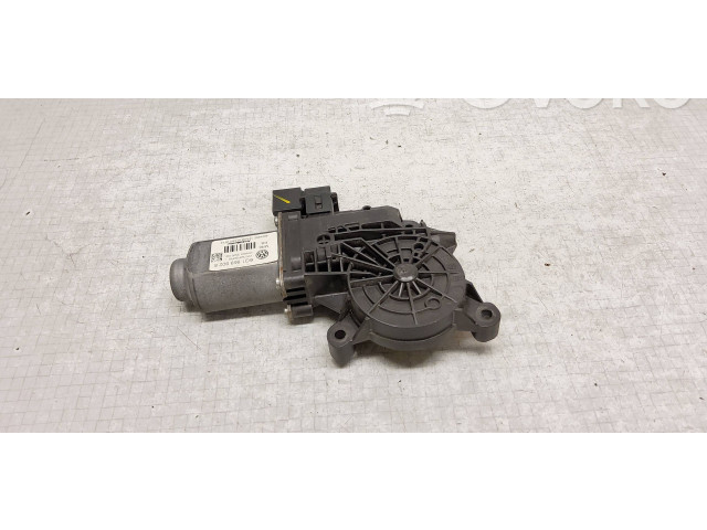 Vstřikovač 6Q1959802, 440881D0   Volkswagen Transporter - Caravelle T5     