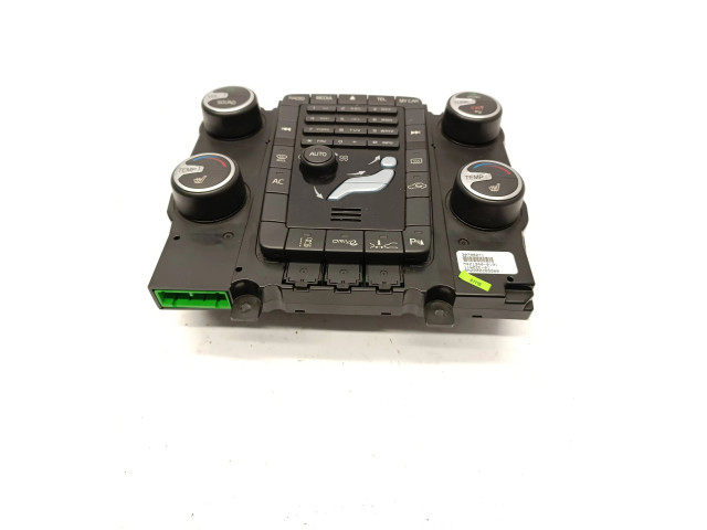 Блок управления климат-контролем 30795271, M4213400191   Volvo V70