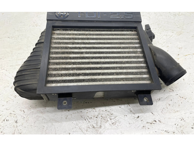 Интеркулер 701145805B, 701010098S Volkswagen Transporter - Caravelle T4