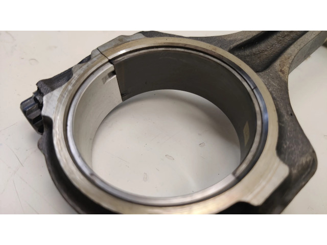 Píst Ford F150 pro benzínový motor 5.0