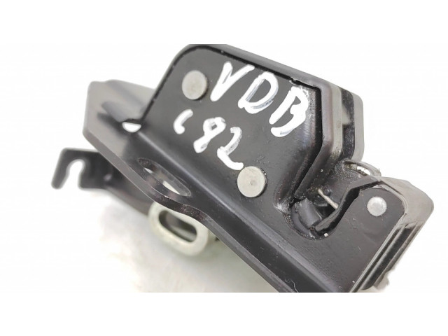 Замок багажника     Citroen Berlingo 2008-2018 года