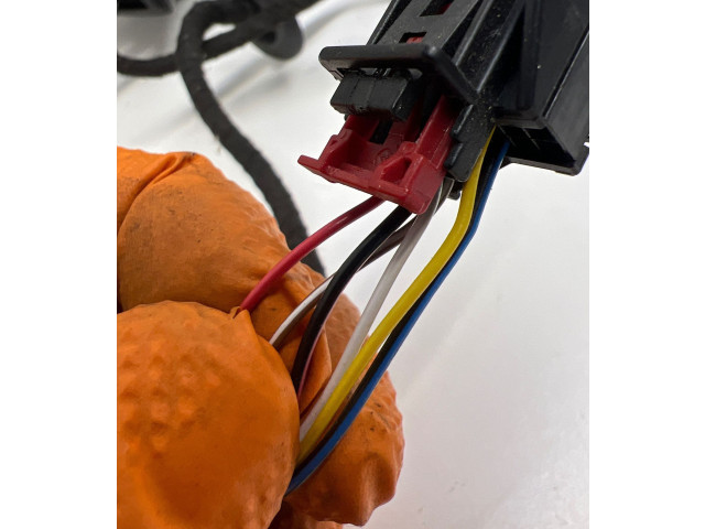 Зеркало электрическое Audi Q2 - - года