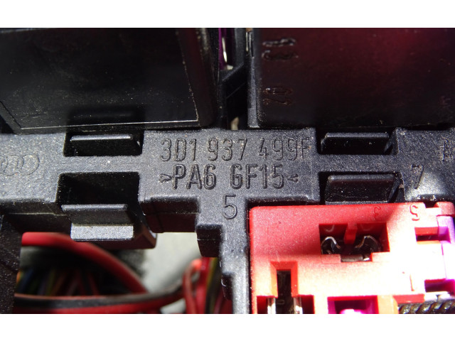 Блок предохранителей 3D1937499F Volkswagen Phaeton