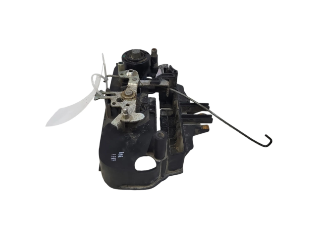 Zámek zadních dveří 2K0827426A Volkswagen Caddy 2007