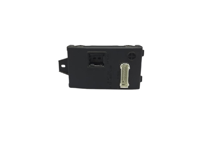 Sicherungskasten NBA015148002008, 8201013757   Dacia Sandero    