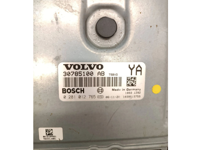 Блок управления двигателя 30785100AB, 1039S13759   Volvo V70