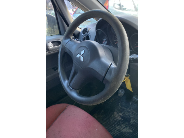 Руль Mitsubishi Colt 2004 - 2008 года MR955202XA