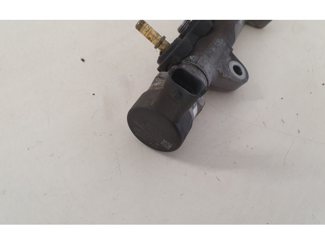 Vstřikovací lišta 8200718753 Nissan X-Trail T31 M9R833