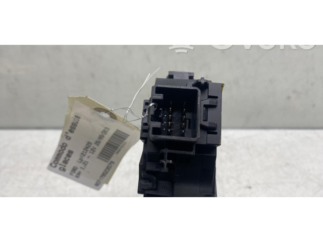 Ручка стеклоочистителей 2248287   Ford Ka