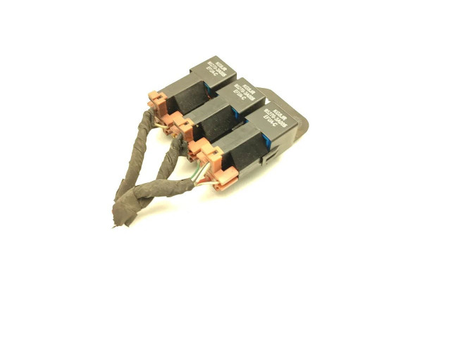 Блок предохранителей  95270-3A005   KIA Rio    