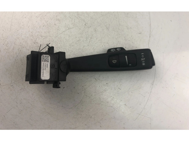 Подрулевой переключатель 31264354   Volvo V70