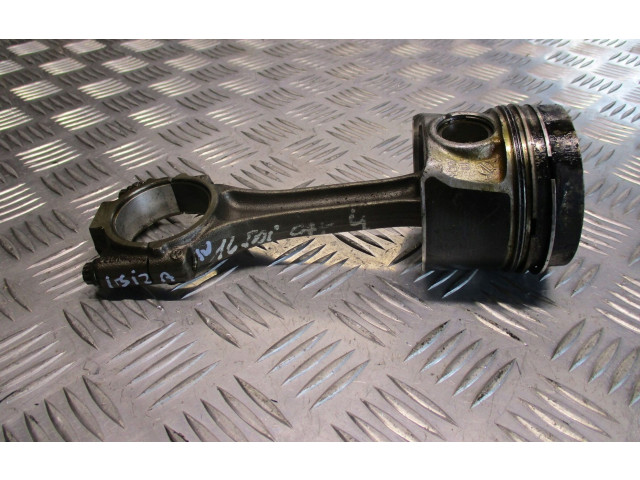  Поршень с шатуном    Seat Ibiza IV (6J,6P)  