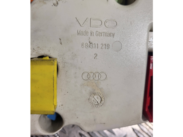 Панель приборов 88311178, 88311219 Audi A6 S6 C4 4A