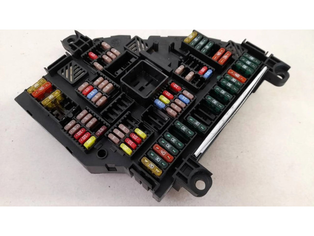 Pojistková skříňka 923442401 BMW 5 GT F07 2014