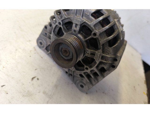 Генератор 586205   Renault Trafic II (X83)      