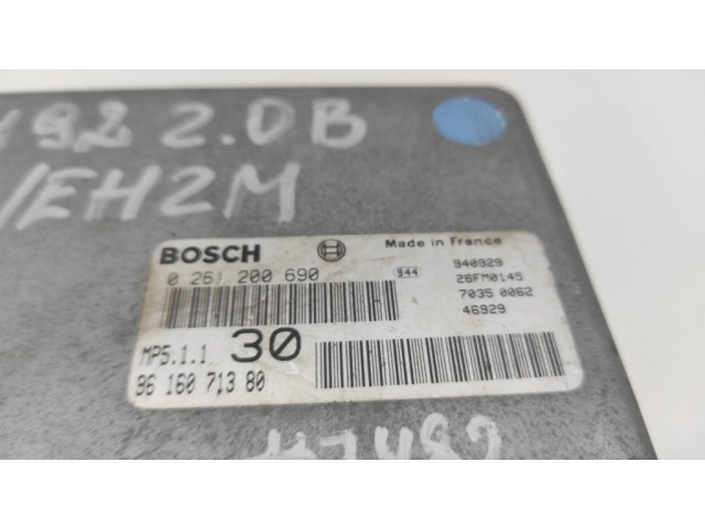 Блок управления двигателя 0261200690, 9616071380   Citroen Xantia