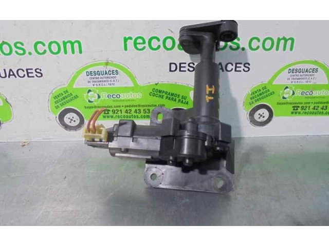 Поршень Двигатель стеклоочистителей YB1R8/15 04717607AB  Chrysler Voyager  